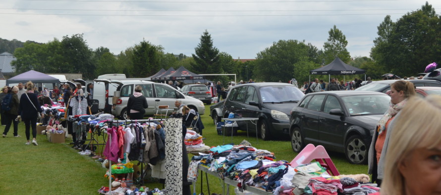 Un énorme succès pour le vide grenier du stade