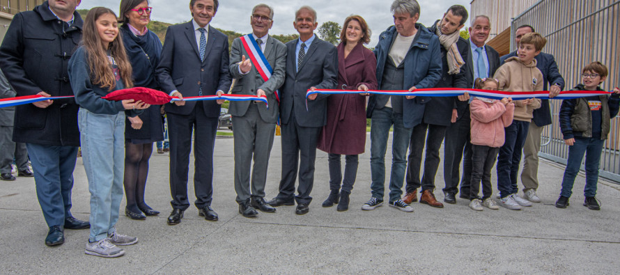 Inauguration du groupe scolaire Gill Geryl