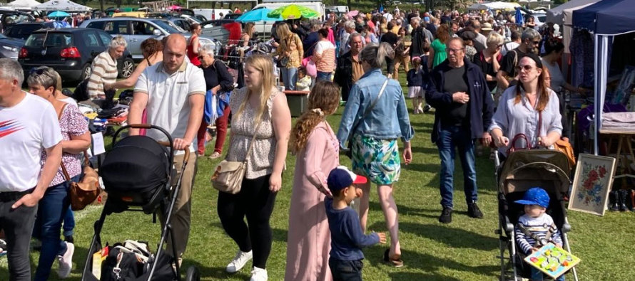 Un énorme succès pour la foire à tout du stade