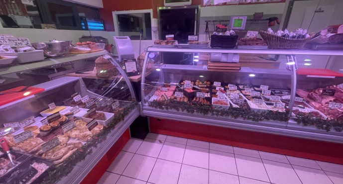 Réouverture de la boucherie située place Mayenne